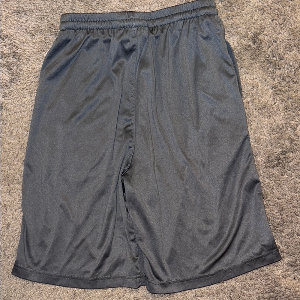 Jordan Gray Basketball Shorts Lightweight Performance - Picture 4 of 5